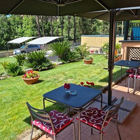 Il Casale Nel Parco Guesthouse Róma Kültér fotó