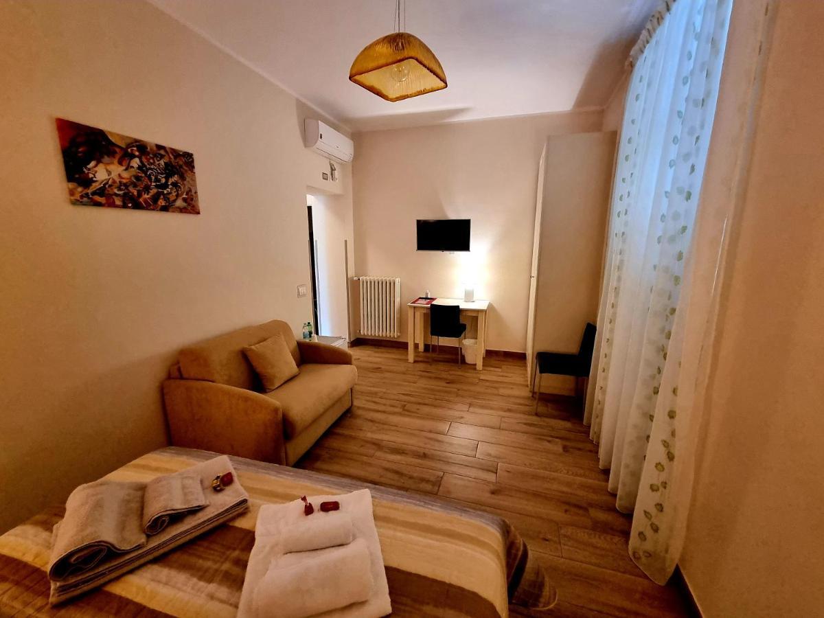 Il Casale Nel Parco Guesthouse Róma Kültér fotó