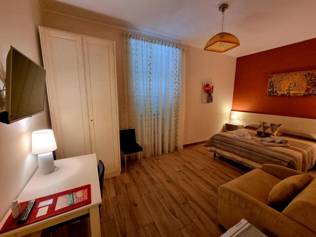 Il Casale Nel Parco Guesthouse Róma Kültér fotó