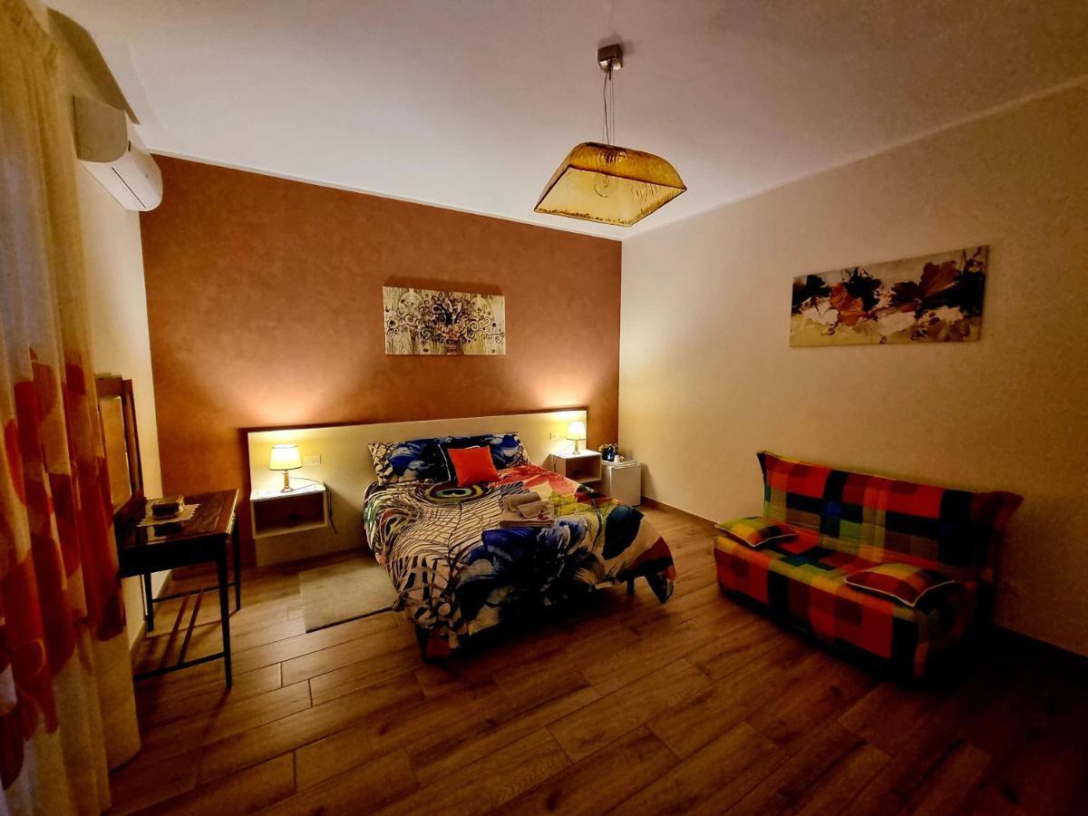 Il Casale Nel Parco Guesthouse Róma Kültér fotó