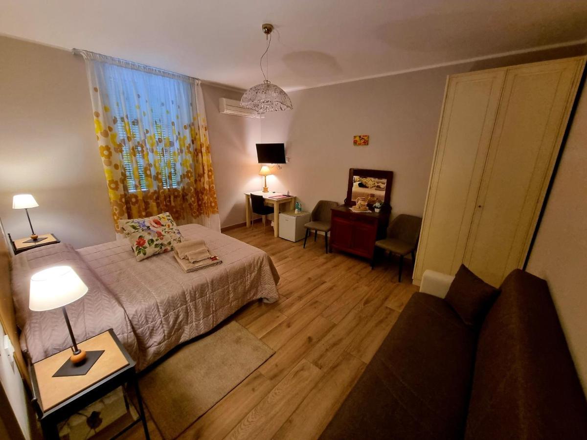 Il Casale Nel Parco Guesthouse Róma Kültér fotó