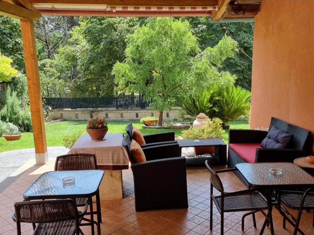 Il Casale Nel Parco Guesthouse Róma Kültér fotó